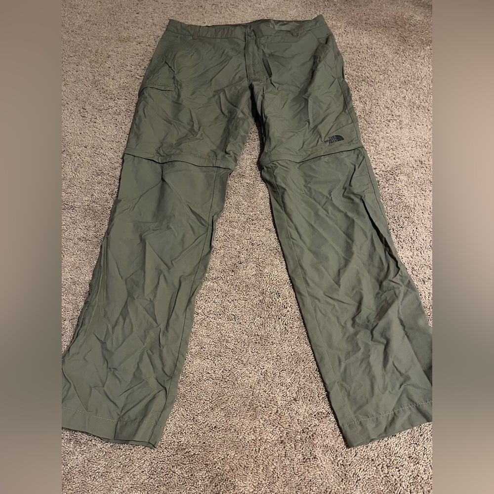 The North Face men’s pants size 38x33